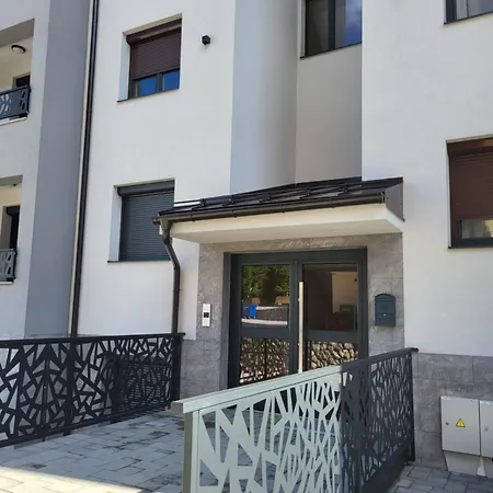 Predah Διαμέρισμα Ζλάτιμπορ